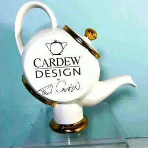 Advertising  collectors and Paul Cardew collectors will appreciate how EPIC !